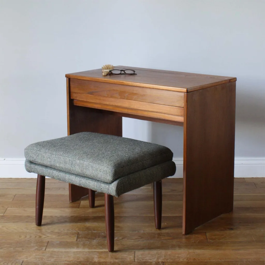 Rare Midcentury Stag Teak Dressing Table Vanity Desk