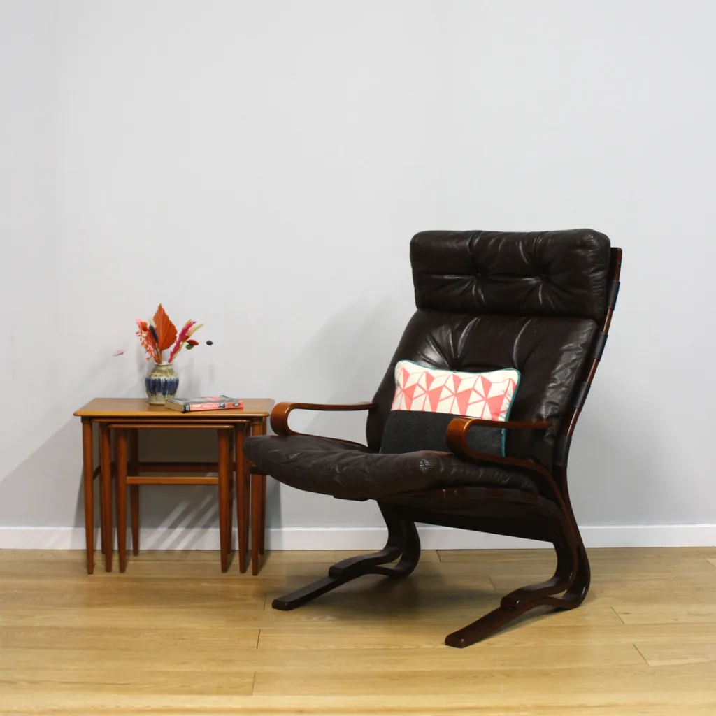 Vintage 1970s Danish Tall Brown Leather 'Skyline' Armchair by Hove Mobler