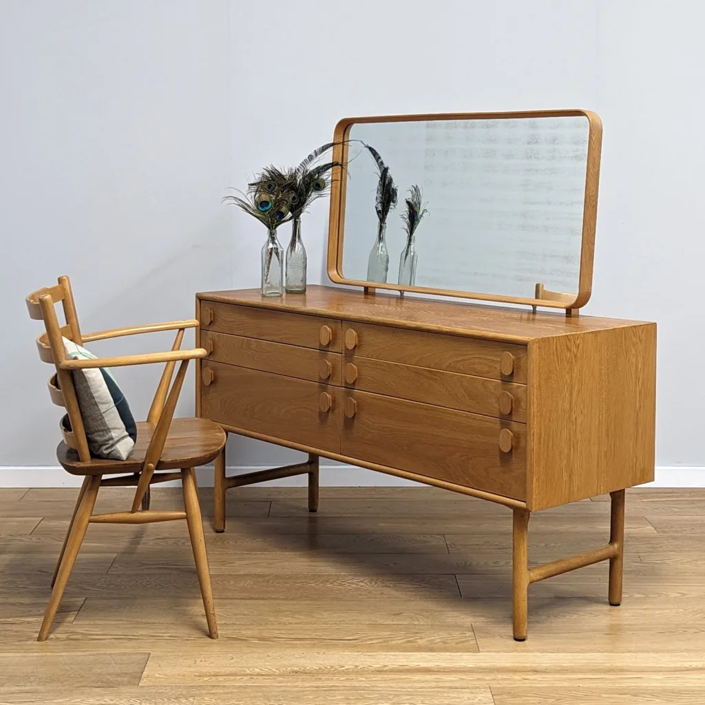 Vintage Meredew Dressing Table with Drawers in Oak