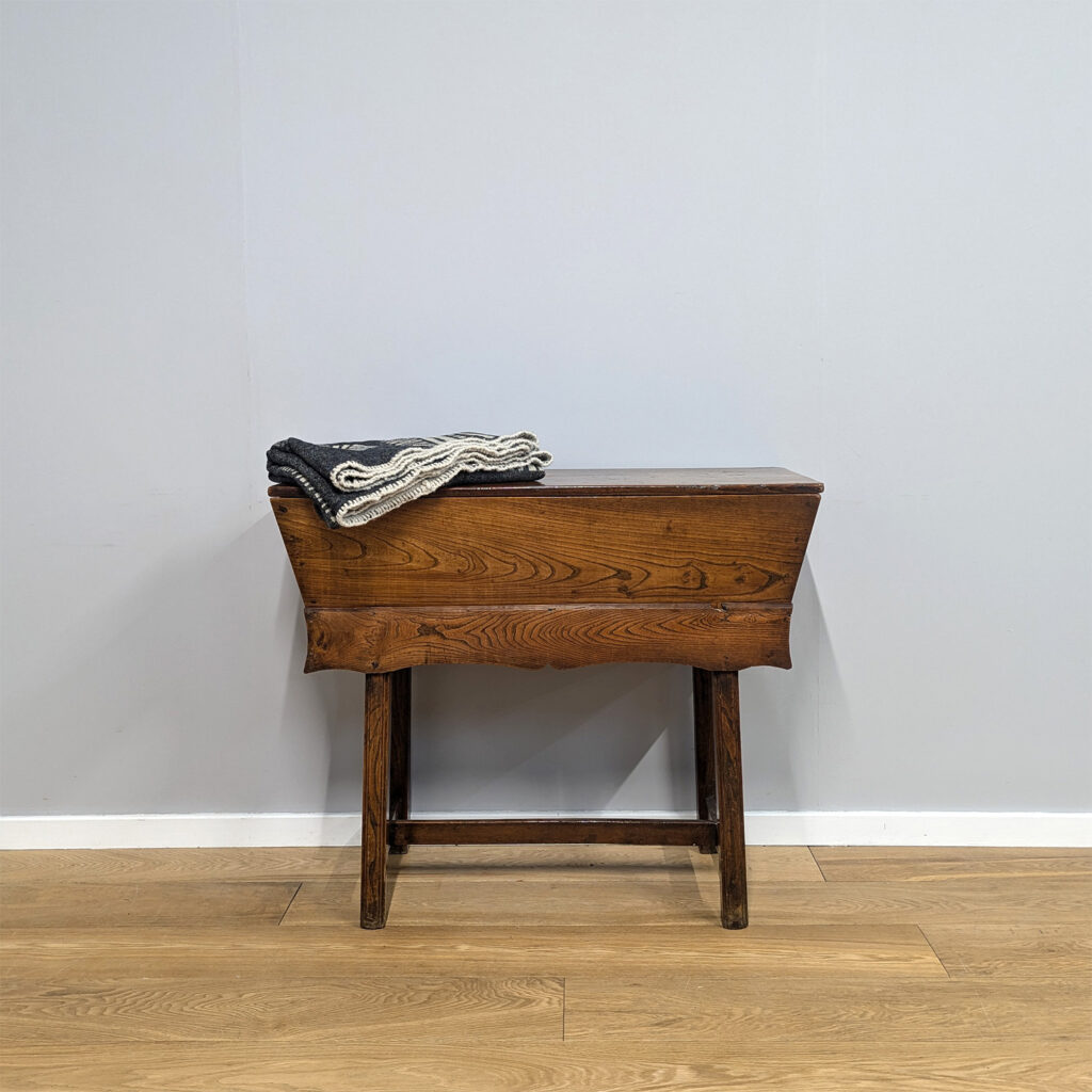 Antique Early 19th Century Elm Dough Bin / Table