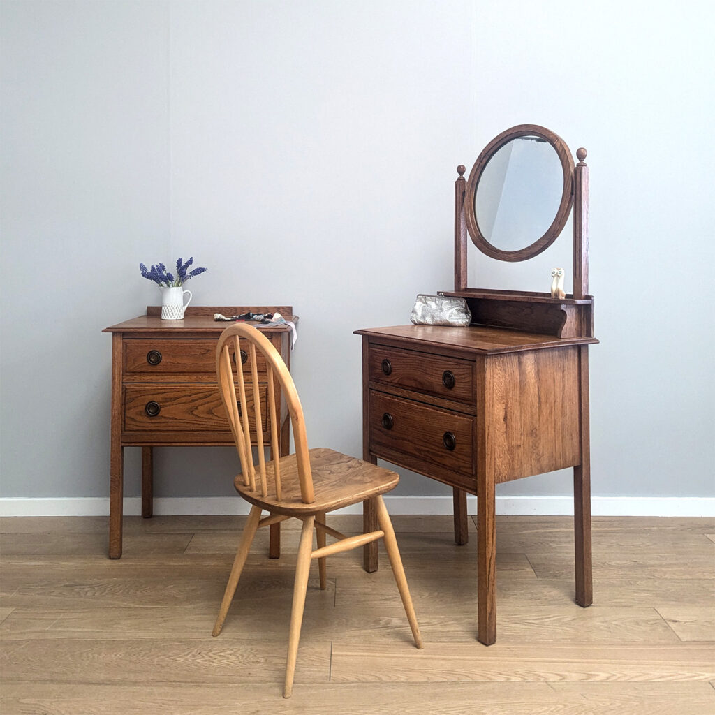 Antique Edwardian Oak Dresser & Vanity Stand Pair